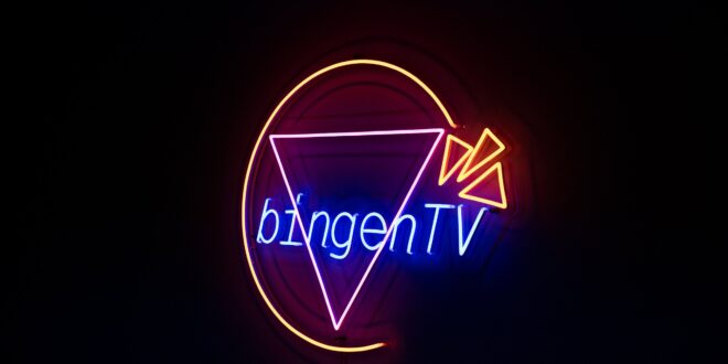 bingenTV, by Sophie Seita and Naomi Woo